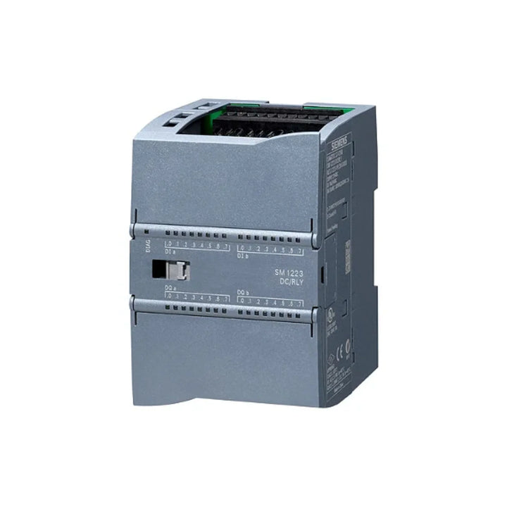 Siemens 6ES7231-4HD32-0XB0 analog input module for SIMATIC S7-1200 PLC.