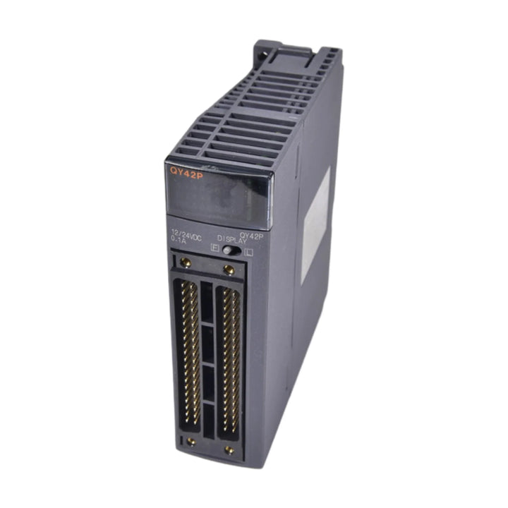 Mitsubishi QY42P 32-point 24V DC output module, sink/source type, Q Series PLC